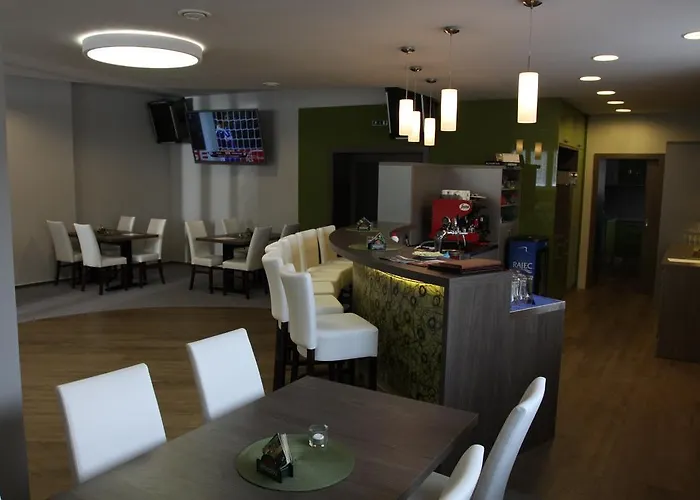 Hotel Odra 3*